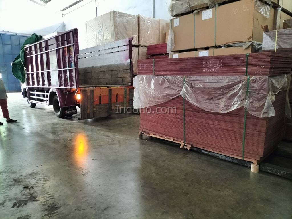 Plywood Phenolic Tasikmalaya